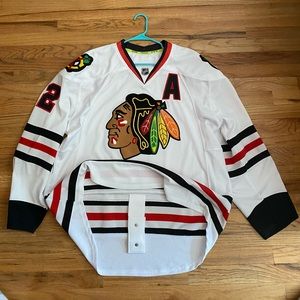 Duncan Keith Chicago Blackhawks White Away Jersey Reebok Edge 2.0 Size 56